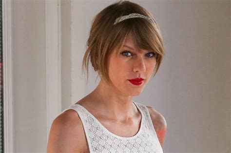 taylor swift naked leaked|Taylor Swift Hacked, Threatened With Nude Photo Leak: Her。